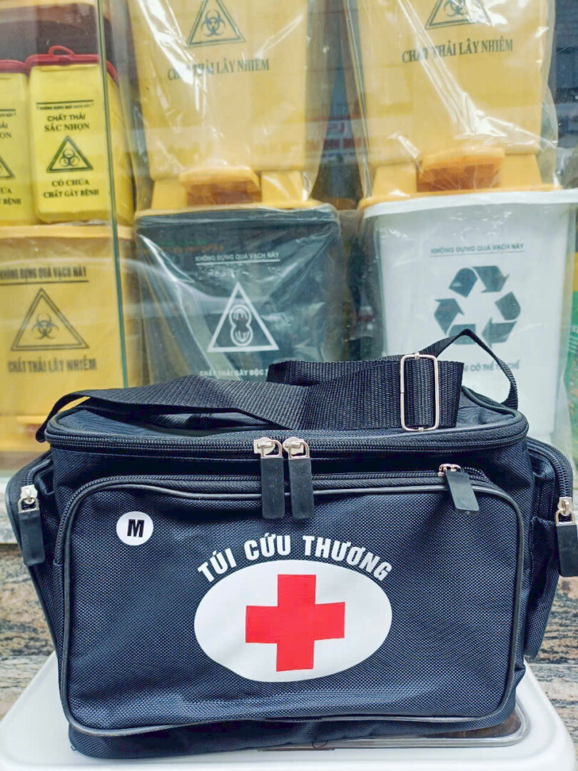 Túi Cứu Thương Màu Đen tui cuu thuong den