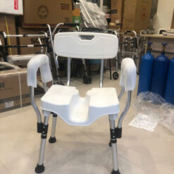 Ghế Tắm Có Lỗ Vệ Sinh GBM 701 ghe tam gbm 701 2